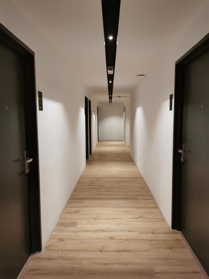 Otel Hotel Сибу Экстерьер фото